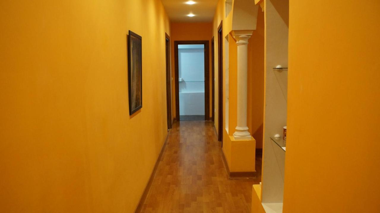 Piso En El Tardon Apartman Sevilla Kültér fotó